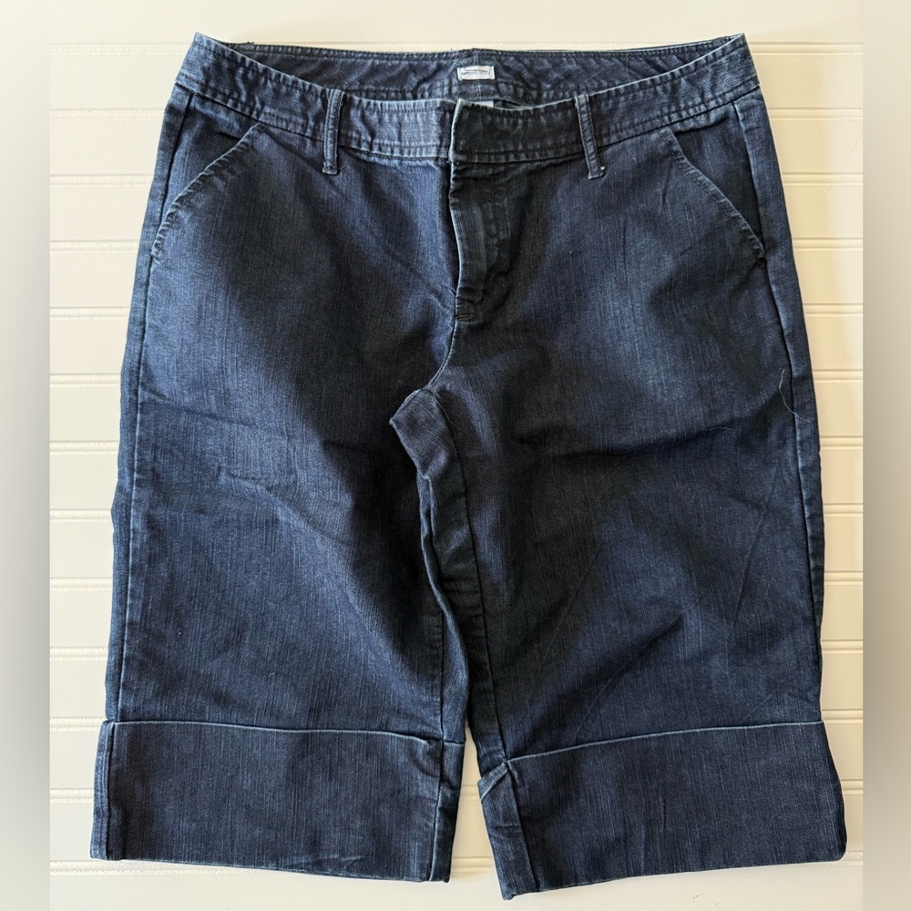 Vintage Y2K GAP Bermuda Shorts – Fall 2005 – Size 12 – Dark Denim